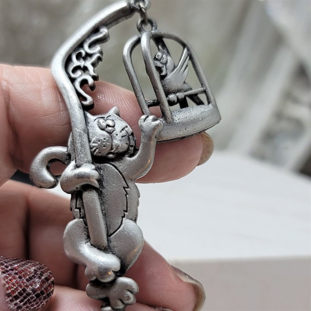 Cat w/ Bird in Cage Brooch Pin JJ Silvertone - Picture 4 of 7